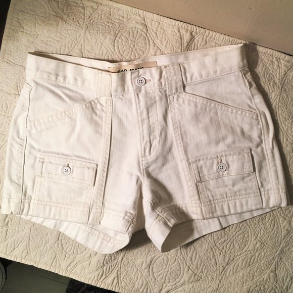 GAP JEANS Antique White Multi-Pocket 3" Shorts - Picture 2 of 7